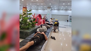 Российские туристы застряли на Фукуоке после авиапроисшествия с самолётом