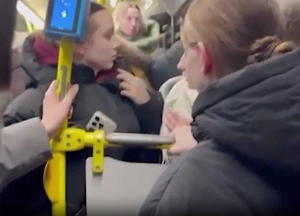 Беременная россиянка подралась с пенсионером за место в автобусе