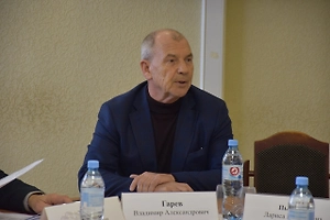 Врио мэра Владимира госпитализировали с сердечным приступом прямо из кабинета