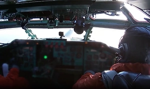 Российские Ту-95МС выполнили полёт над Беринговым морем с кортежем из F-16 и F-35