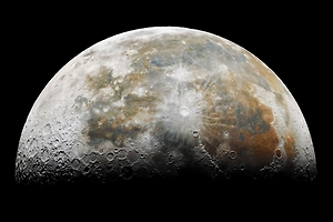 Небесная сокровищница: В РАН объяснили, зачем людям осваивать Луну