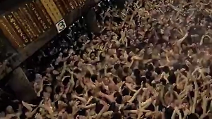 Шесть человек пострадали во время знаменитого «голого фестиваля» в Японии