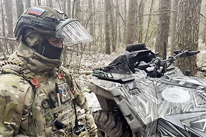 Боец ВС РФ с оторванной ступнёй эвакуировал раненого сослуживца на квадроцикле