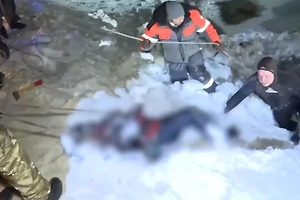 Тело убитого педофилом мальчика из Петербурга было перемотано скотчем