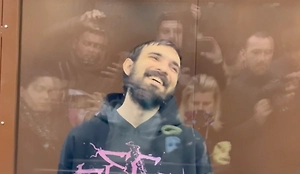 Комик Останин* рассмеялся, услышав приговор за оскорбление участника СВО