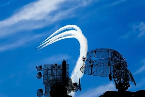 Девять снарядов HIMARS и более 380 дронов ВСУ уничтожила российская ПВО за сутки
