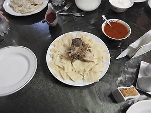 Семья отравилась замороженным хинкалом из магазина в Дагестане