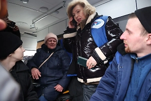 Возвращённых с Украины курян в Сумах кормили только «вонючей тушенкой» и гречкой