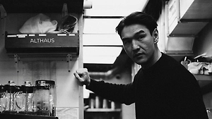 Сабурова обвинили в попытке отмыть заработанные в России деньги через посредников