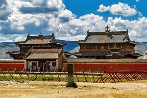 Пустыни и кочевники: Российские туристы нашли замену Таиланду