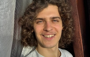 «Блогер-патриот» сбежал с Украины после 188 дней стрима с минутой молчания, чтобы не загреметь в ВСУ