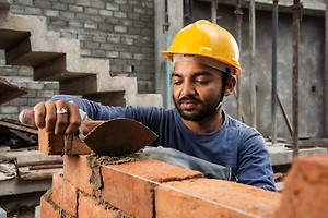 Россия активно привлекает трудовых мигрантов из Индии и Китая