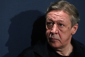 Билетов в кассах нет: На спектакль Ефремова перекупы взвинтили цены до 50 тысяч рублей