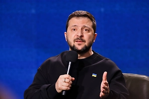 Зеленский подписал закон о возможности получить ВНЖ для иностранных наёмников