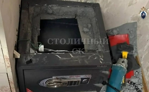 Зарезавший москвичку мошенник украл у неё коллекционные монеты и пачки долларов