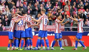 Игрок «Хетафе» схватил за гениталии форварда «Атлетико» и получил красную