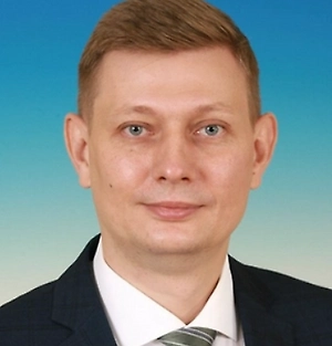 Например, в упаковке может быть 28 таблеток, а пациенту назначен курс на 30 дней. В итоге человеку приходится покупать вторую упаковку ради двух-трёх таблеток, что приводит к лишним финансовым затратам.