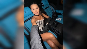 Лерчек вырезали злокачественную опухоль в позвонках