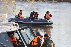 Водолазы повторно прочёсывают реку в поисках пропавшей в Звенигороде девочки