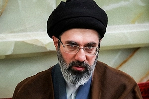 В Иране опровергли слухи о нахождении Хаменеи-младшего на лечении в России