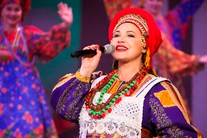 Надежде Бабкиной — 76 лет! Вот почему артистка остаётся символом русской народной сцены