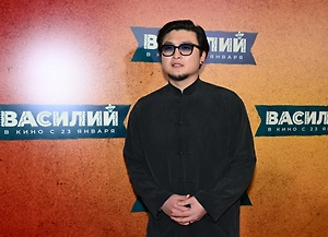 Анатолий Цой рассказал о новом альбоме, коллаборации с k-pop группой и традиции готовить кимчи