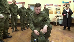 В Военно-медицинской академии представили доработанную с учётом опыта СВО армейскую аптечку