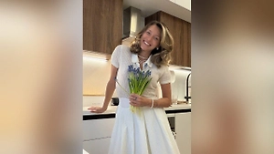 «Древнейшая методика»: Врач запретил Тодоренко «лечить» мастит капустными листьями