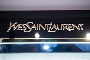 Yves Saint Laurent зарегистрировал товарный знак в Роспатенте