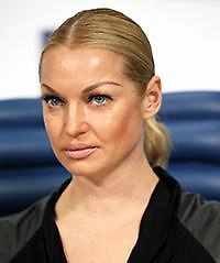 У меня нет такой проблемы с одеждой. Я стройная, красивая, яркая, добрая, сексуальная. Я не хочу даже знать про какие-то ГОСТы на одежду и её размеры, это дело жиробасин. Чтобы им носить нормальную одежду, надо перестать есть. Им похудеть проще, чем перестроить систему Росстандарта.