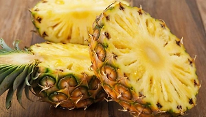 Не улучшит ни вкус спермы, ни фигуру: Диетолог развеяла главные мифы о «чудо-свойствах» ананаса