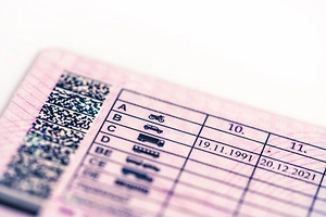 Водителям рассказали, кому срочно нужно заменить права в 2026 году