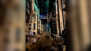 Пять человек пострадали при пожаре на заводе в Ростовской области, возбуждено дело