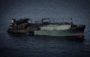 Судно-призрак в Средиземном море: Что известно о дрейфующем безлюдном газовозе с десятками тысяч тонн СПГ