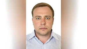 В Петербурге задержан муниципальный депутат от КПРФ Михаил Смирнов