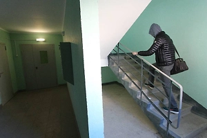 В Госдуме назвали способы добиться регулярной уборки подъезда