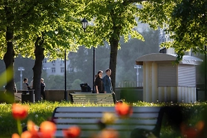 Майские праздники в 2026 году будут самыми короткими за восемь лет