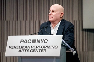 Умер 15-летний сын миллиардера Рональда Перельмана