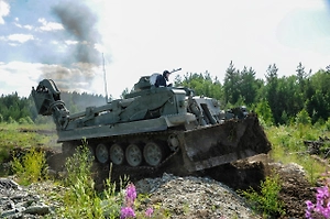 ВС России получили уникальную машину, заменяющую сразу три вида техники