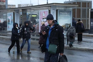 «Так будет не всегда»: В ГД призвали носить с собой наличку на фоне проблем со связью