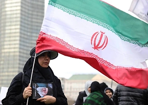 Иран призвал США сдаться и признать поражение