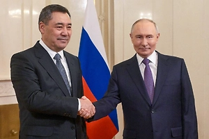 В Кремле рассказали о разговоре Путина с президентом Киргизии Жапаровым