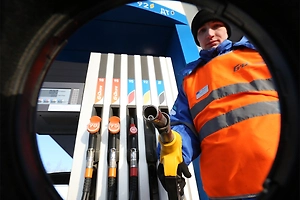 Весенняя аномалия. Почему сезонный рост цен на бензин начался раньше времени и когда он закончится