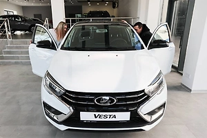 АвтоВАЗ уже весной запустит платную подписку на Lada Vesta