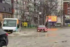 Медучреждения Дагестана перевели в режим особой готовности из-за ливня и ветра