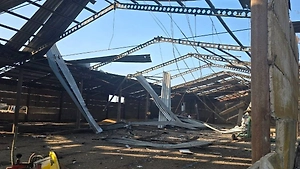 Беспилотник ВСУ атаковал зерносклад в Херсонской области, сгорело 700 тонн зерна