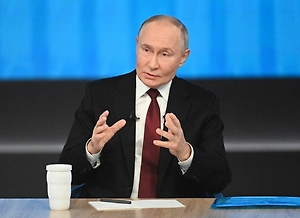 Путин поблагодарил президента ОАЭ за помощь российским туристам