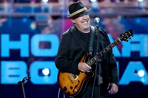 Макаревич* оказался в эпицентре ударов по Израилю и прописался в бункере