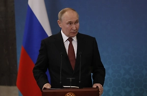 Путин учредил День военно-политических органов ВС РФ 15 мая