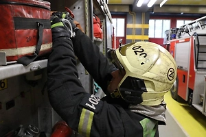 В ТЦ на севере Бурятии произошёл пожар на площади 6 тысяч квадратных метров